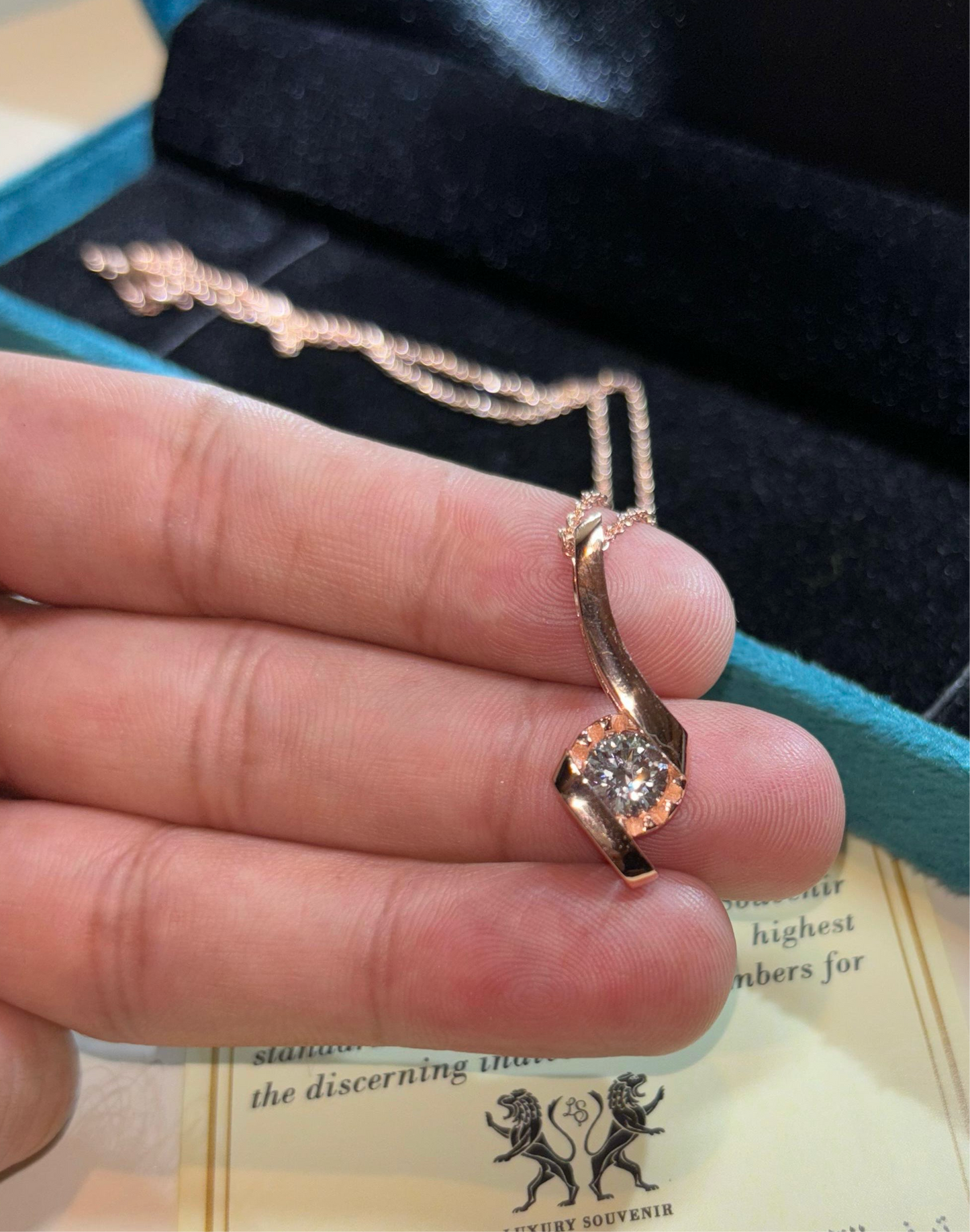 1 Carat Lab Grown Diamond Rose Gold Pendant & Chain for her 😍💎 by Luxury Souvenir