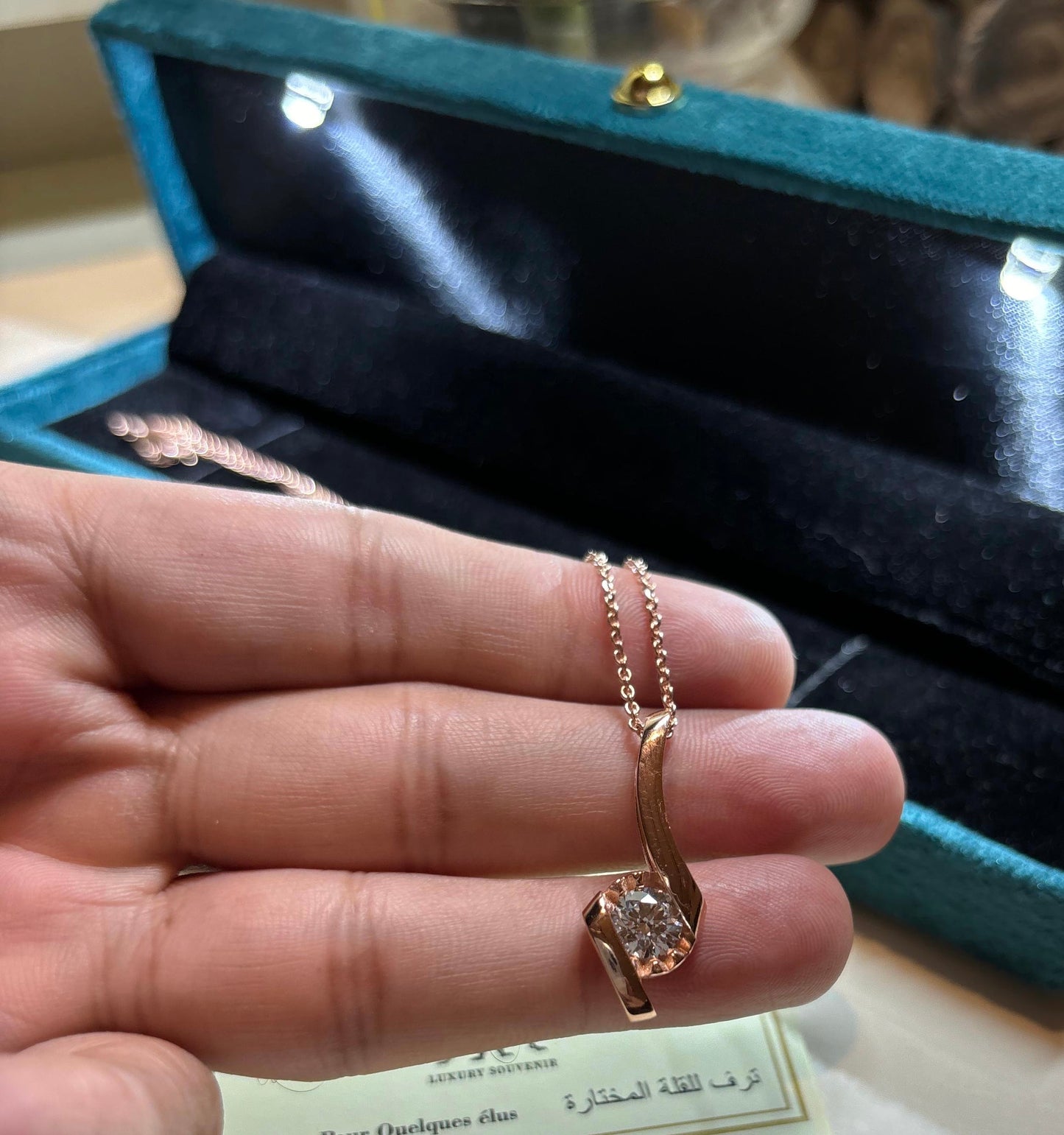 1 Carat Lab Grown Diamond Rose Gold Pendant & Chain for her 😍💎 by Luxury Souvenir