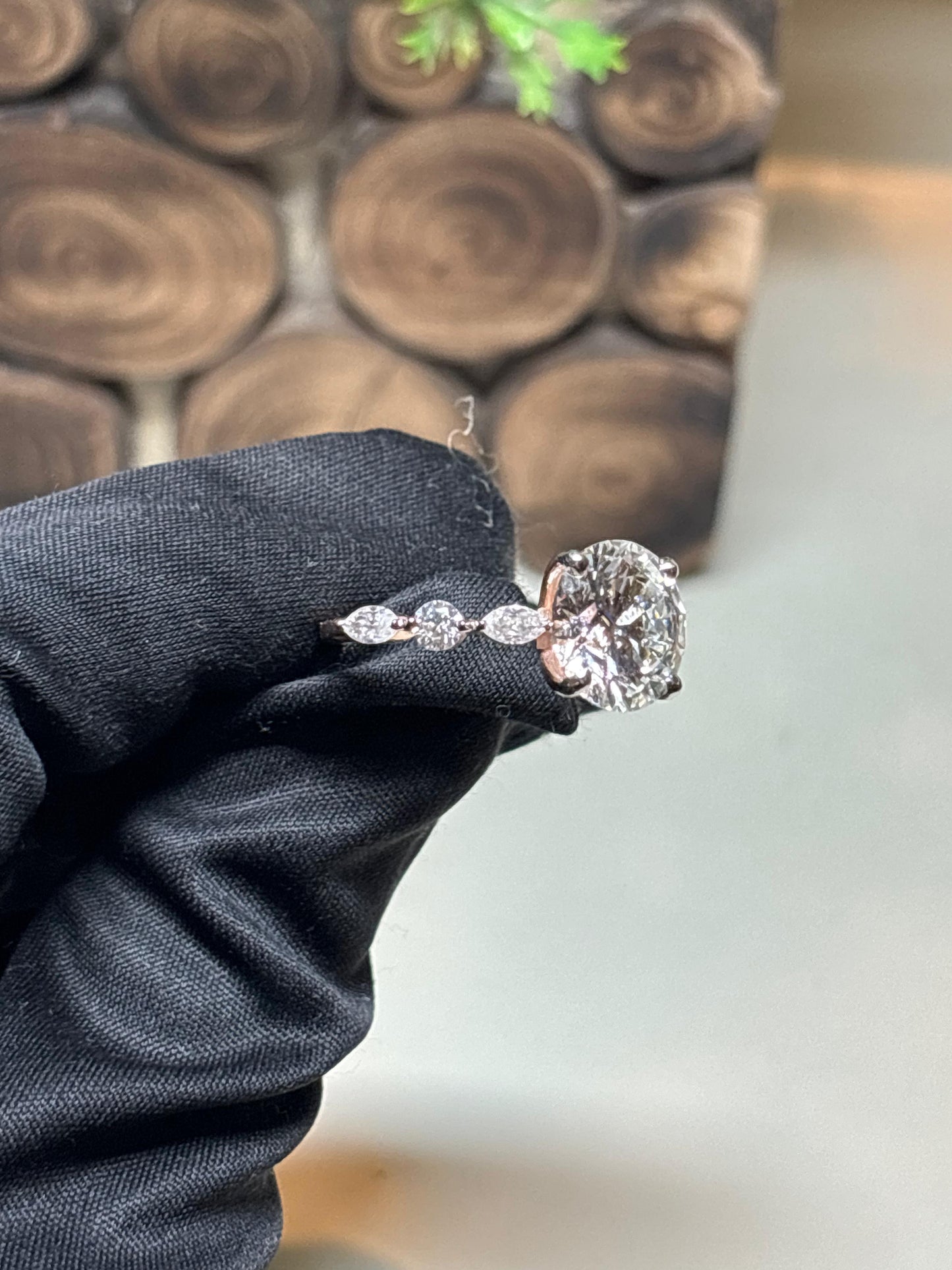 5 Carat Lab Grown Diamond Ring in 18Kt Hallmarked Rose Gold with EXOTIC Marquise Diamonds on Band 💎