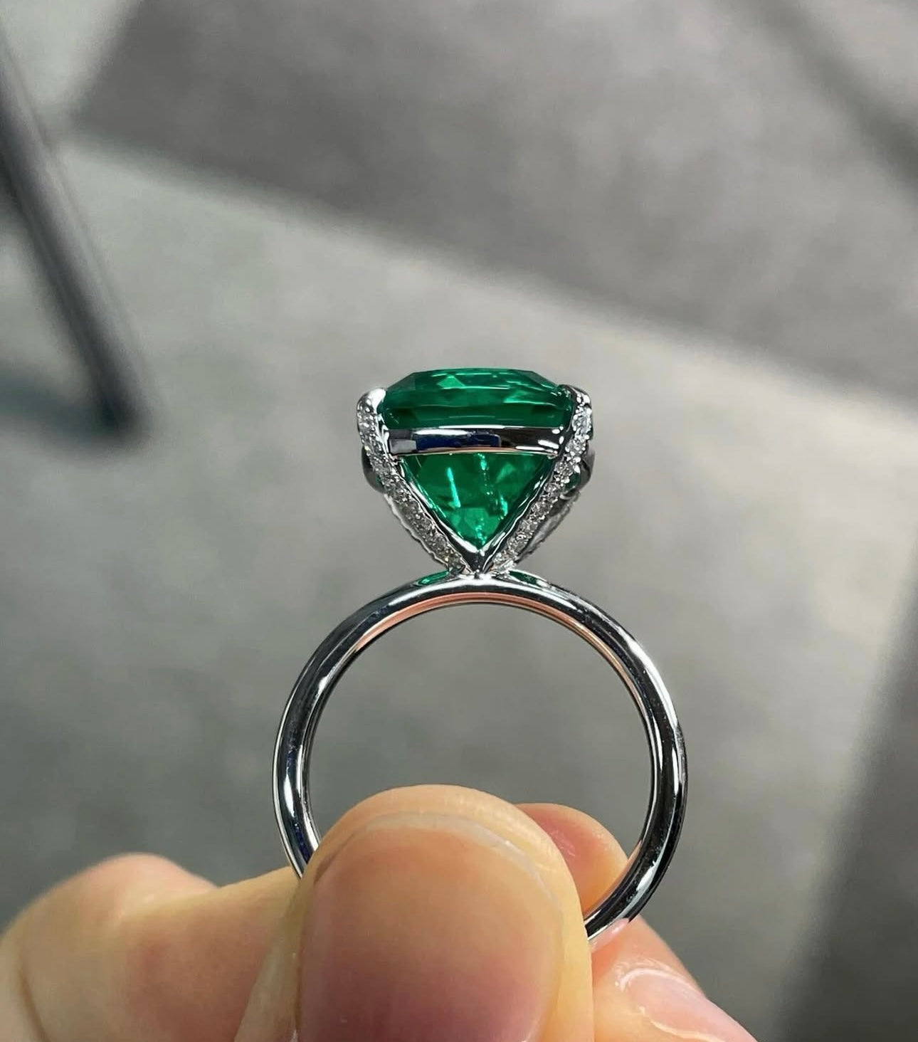 6 Carat Lab Grown Emerald ring on 14Kt White Gold