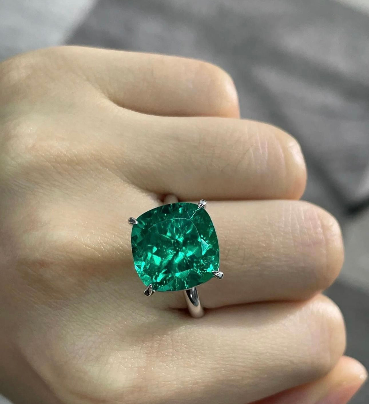 6 Carat Lab Grown Emerald ring on 14Kt White Gold