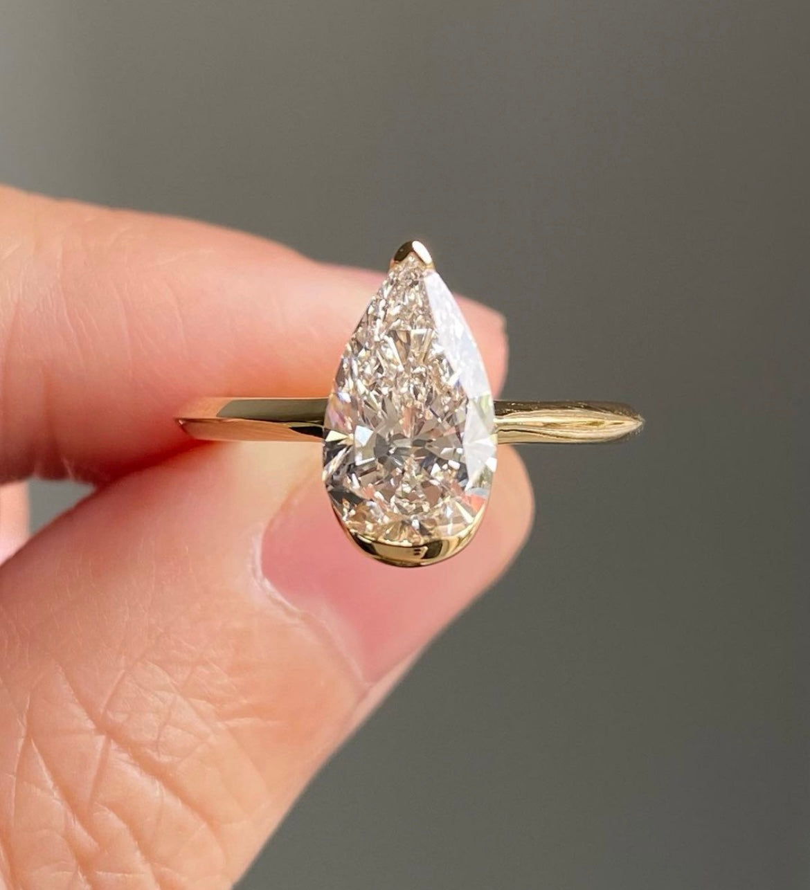 2 Carat Pear Lab Grown Diamond in 14Kt Gold Base