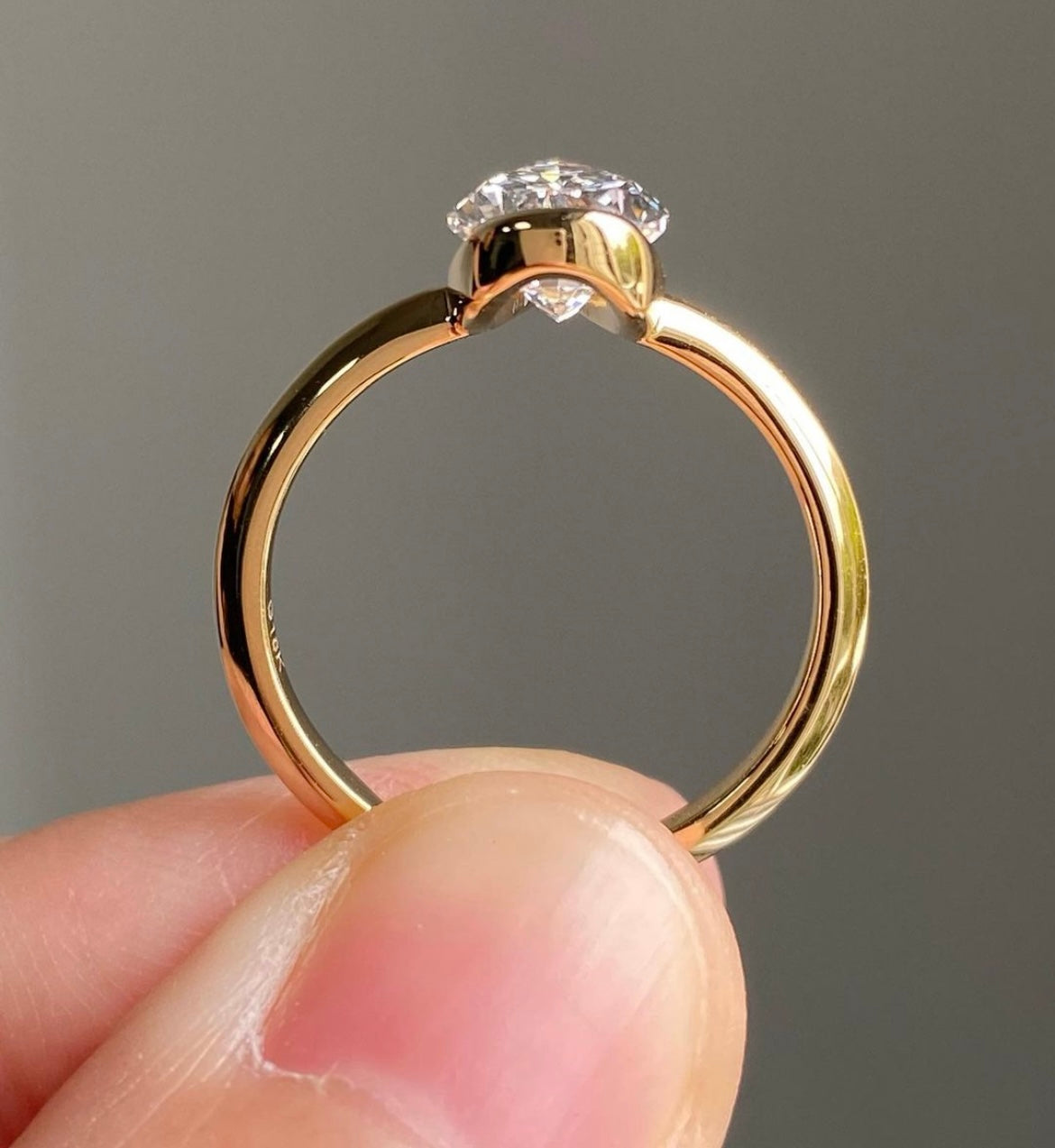 2 Carat Pear Lab Grown Diamond in 14Kt Gold Base