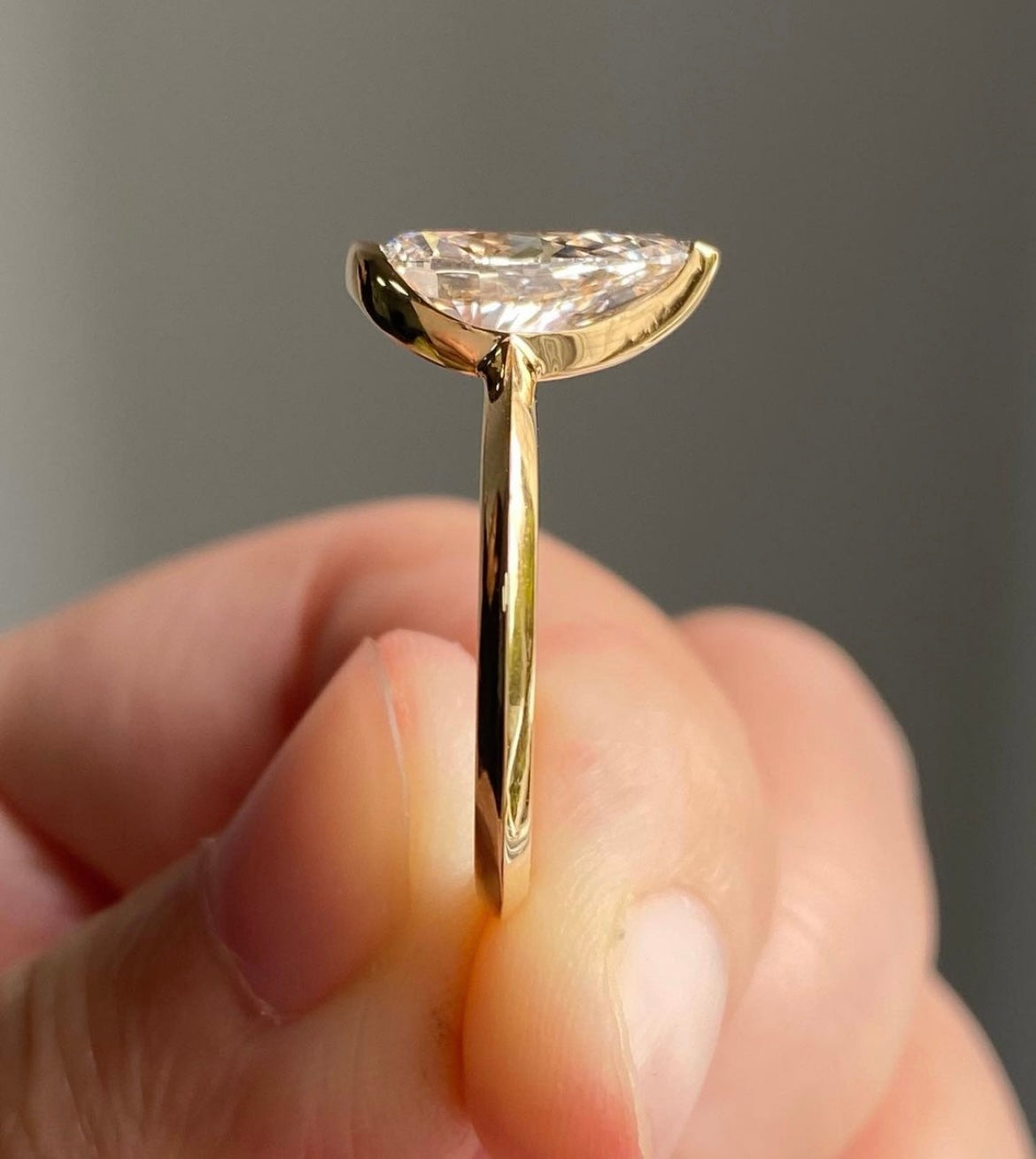 2 Carat Pear Lab Grown Diamond in 14Kt Gold Base