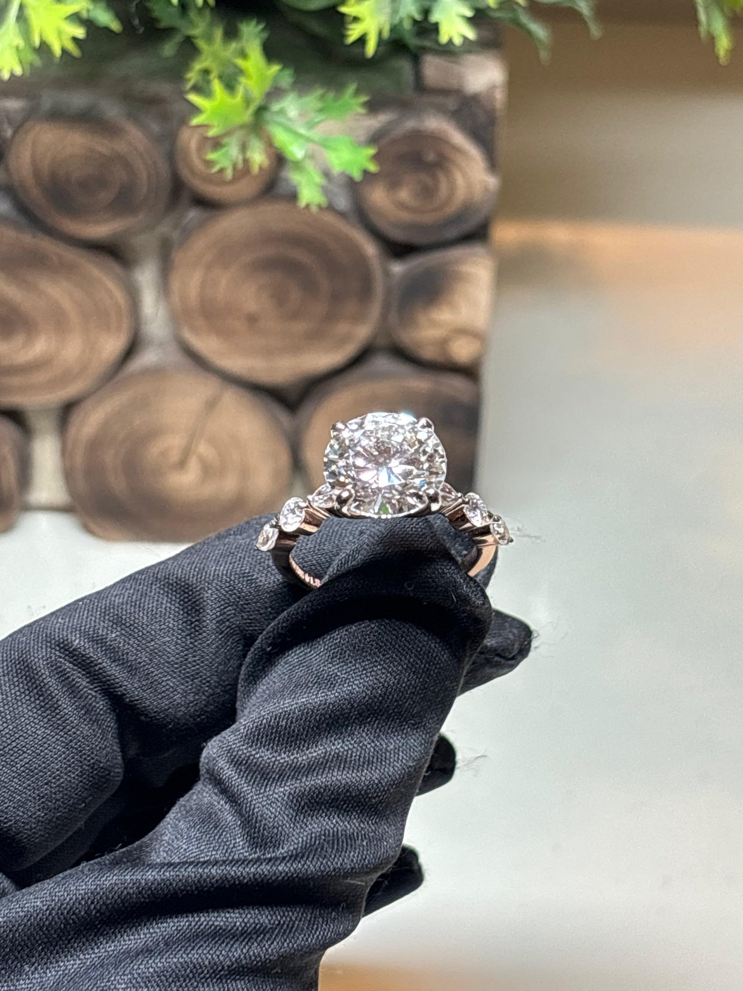 5 Carat Lab Grown Diamond Ring in 18Kt Hallmarked Rose Gold with EXOTIC Marquise Diamonds on Band 💎