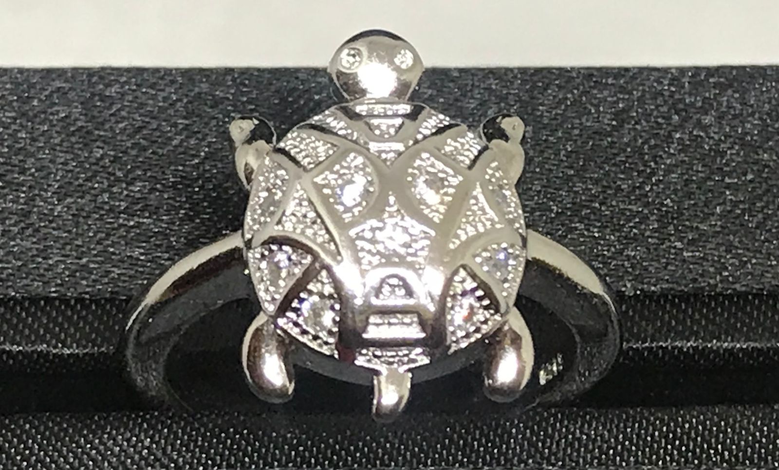Tortoise Diamond Ring | Diamond ring, Diamond, Crystal rings