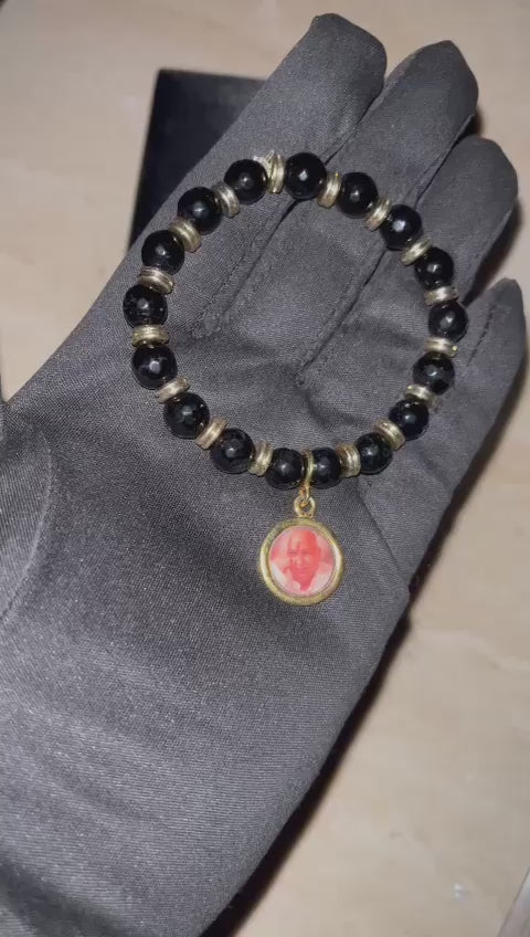Nishant Jewellers - Jai Guru Ji...‼️ Specially crafted 916 Hallmark Gold  Kara cum Bracelet for Guruji lovers....‼️ Thank you Tarun Girdhar for  trusting us again....‼️ | Facebook